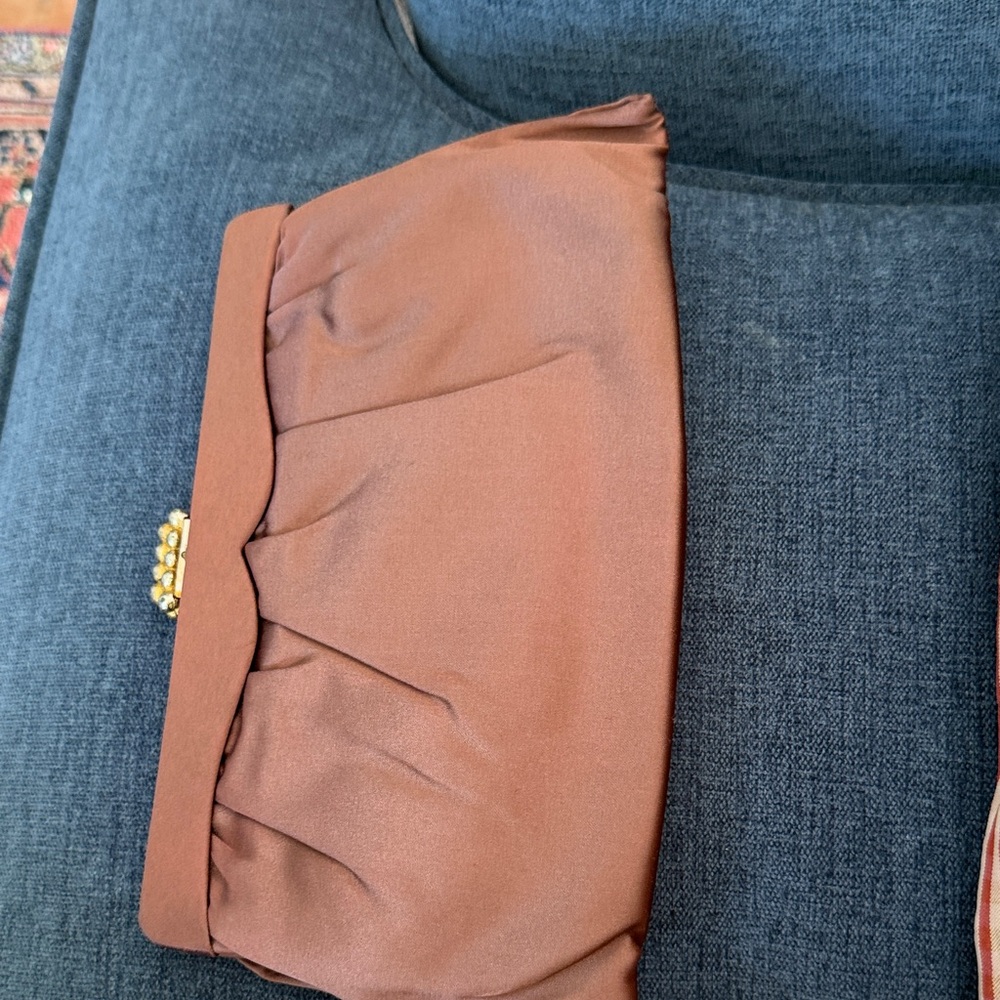 Vintage Elegant Brown Clutch with Gold Clasp, Mirror, and little change purse